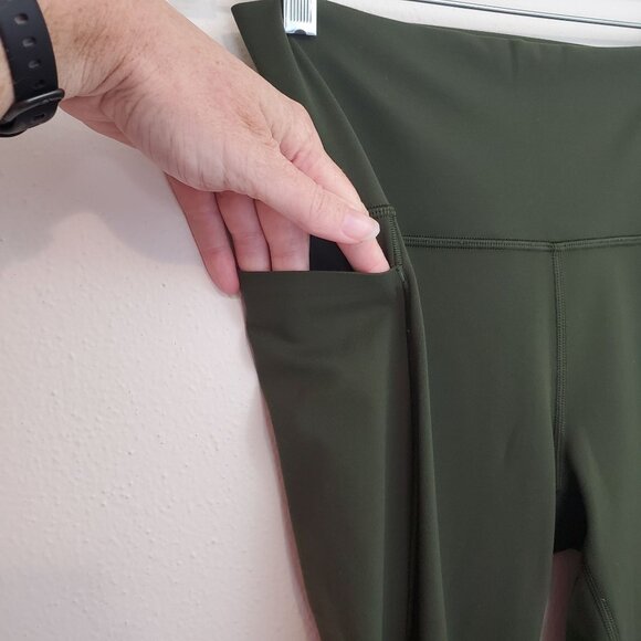 Athleta Transcend Stash Tight in aspen olive, size medium tall - Picture 3 of 8